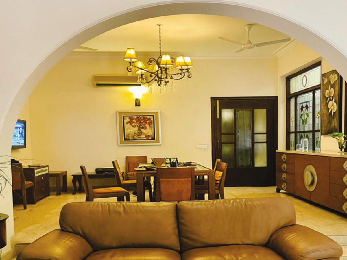 Red Brick By Earthaa Escapes New Delhi