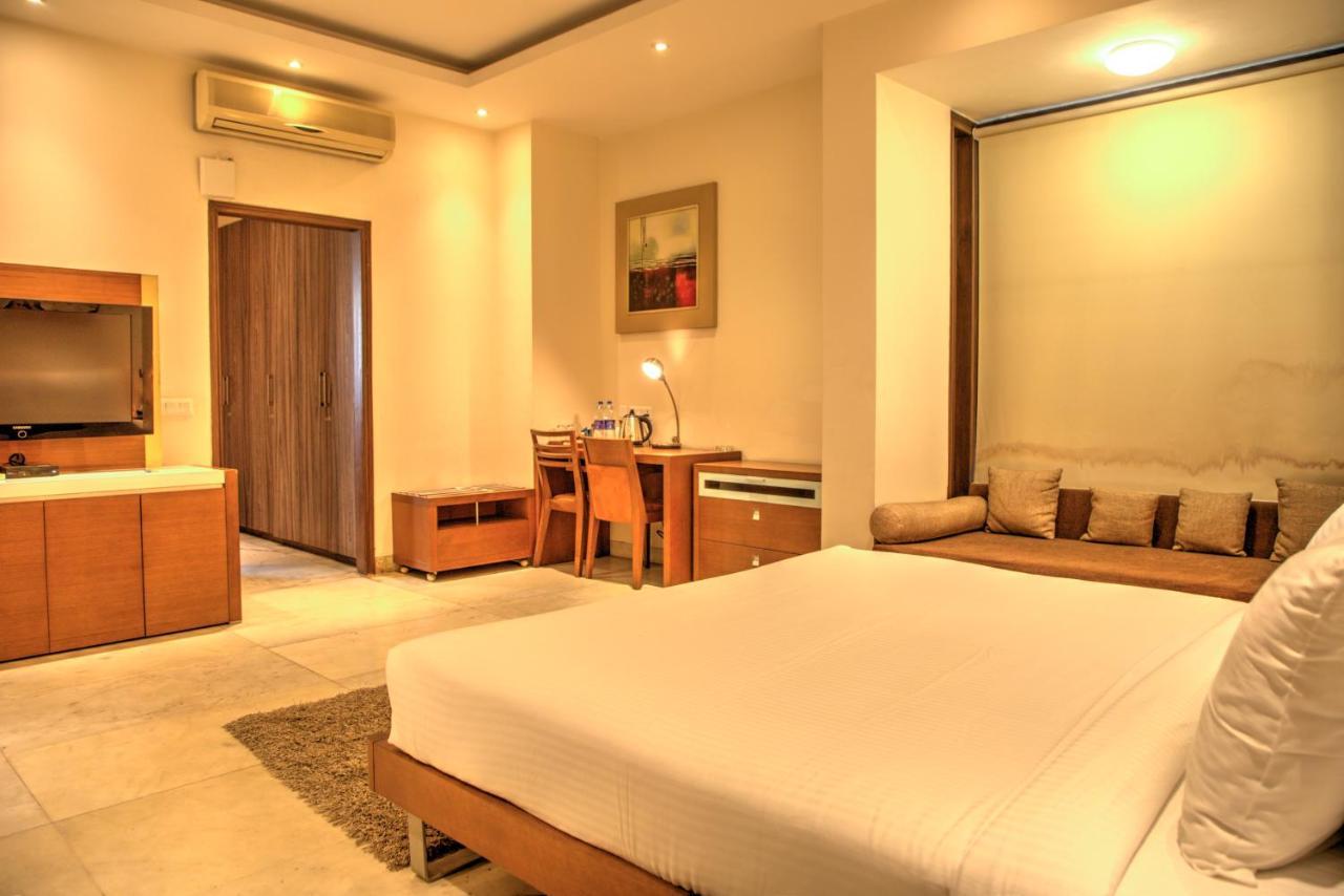 Red Brick By Earthaa Escapes Homestay New Delhi